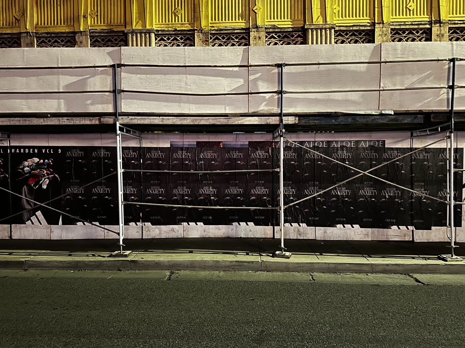 Barricades & Scaffold